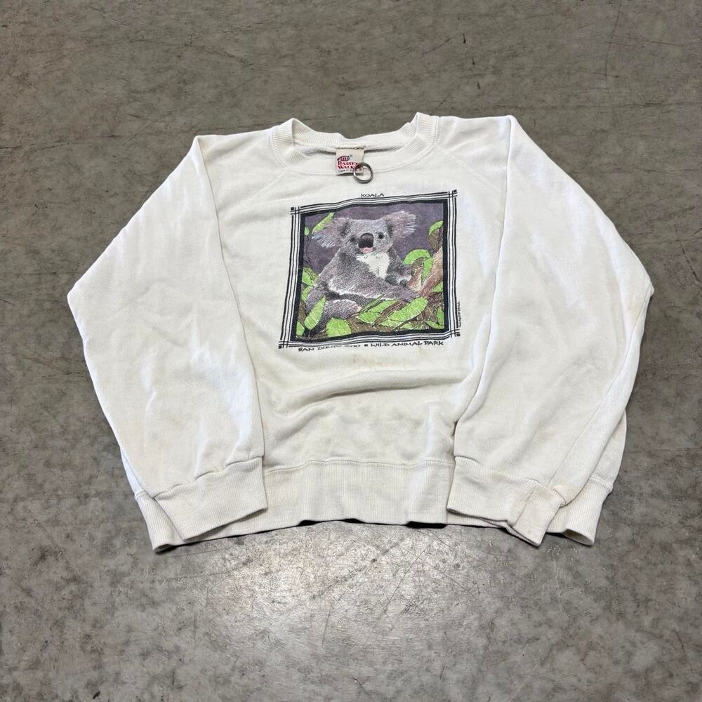 American-vintage Women's White and Cream Sweatshirt